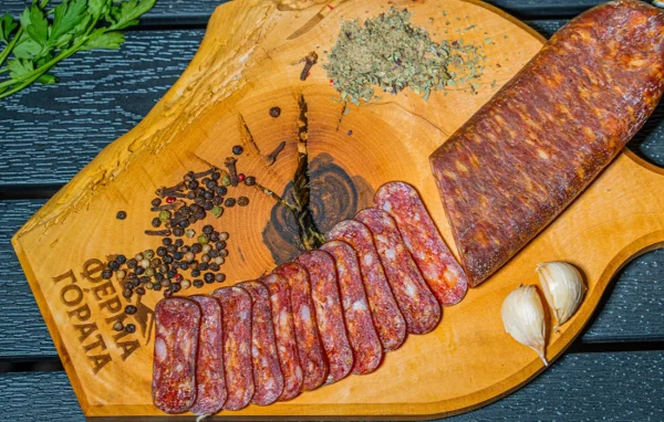 Натурална свинска луканка